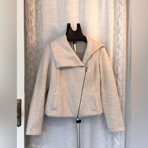 CAbi Ryder Soft Moto Jacket Cream Diamond Quilted Asymmetrical Zip - Medium